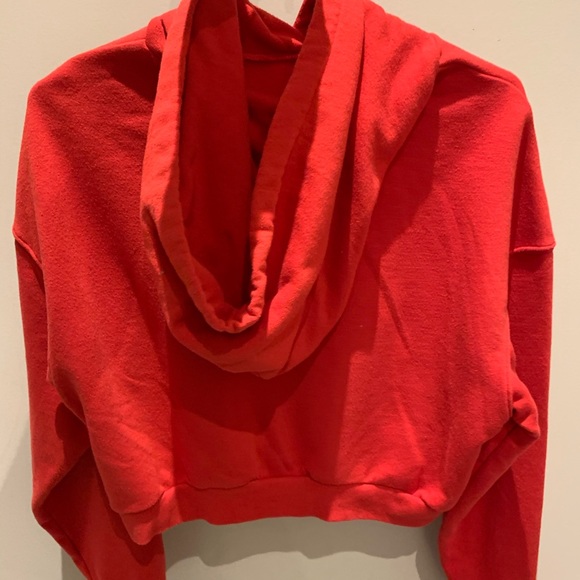 H&M red crop top hoodie size XS-S - Picture 2 of 3